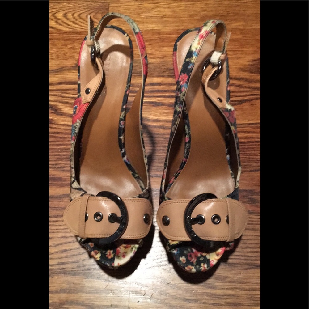 Guess sling backs with buckles worn a few times